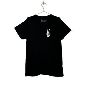 Bowery Peace Skeleton Hand Black Short Sleeve Shirt size Medium
